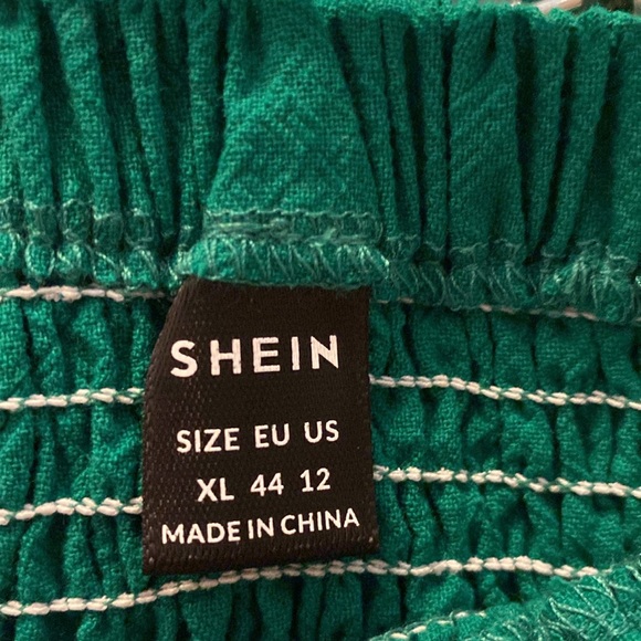 Beautiful green flowy palazzo style pants, elastic waist, ruffled bottom, XL - Picture 6 of 6